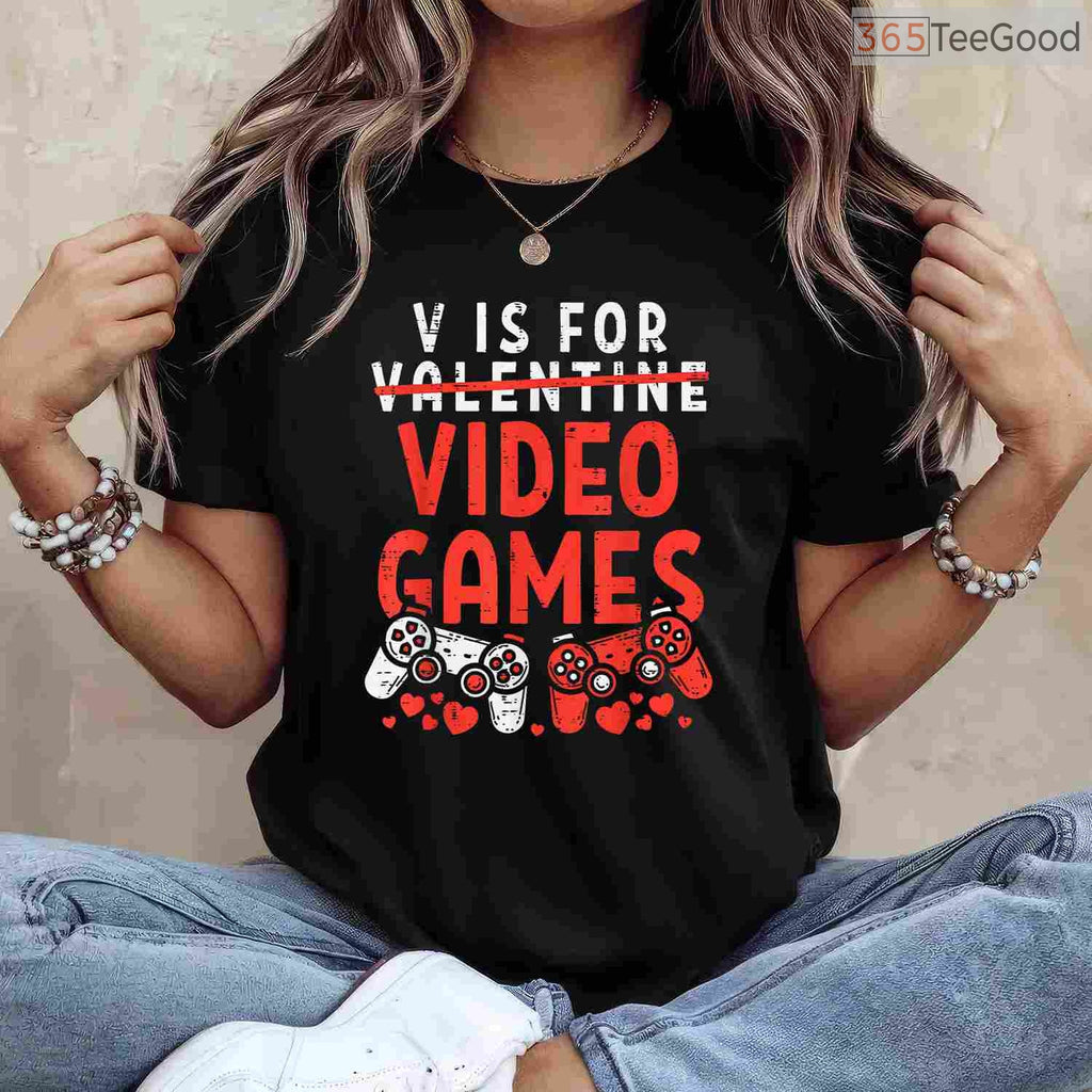 V is for Video Games Funny Gamer Valentine T-Shirt, Retro Gaming Controller Heart Shirt for Boys
