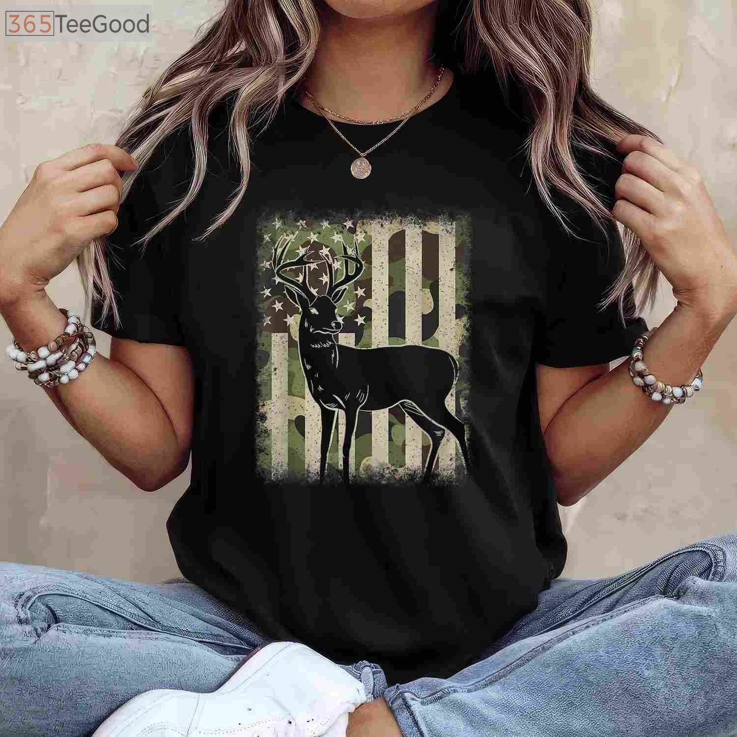 Whitetail Buck Hunting Camouflage Shirt, US Flag Patriotic Hunter Camo Tee